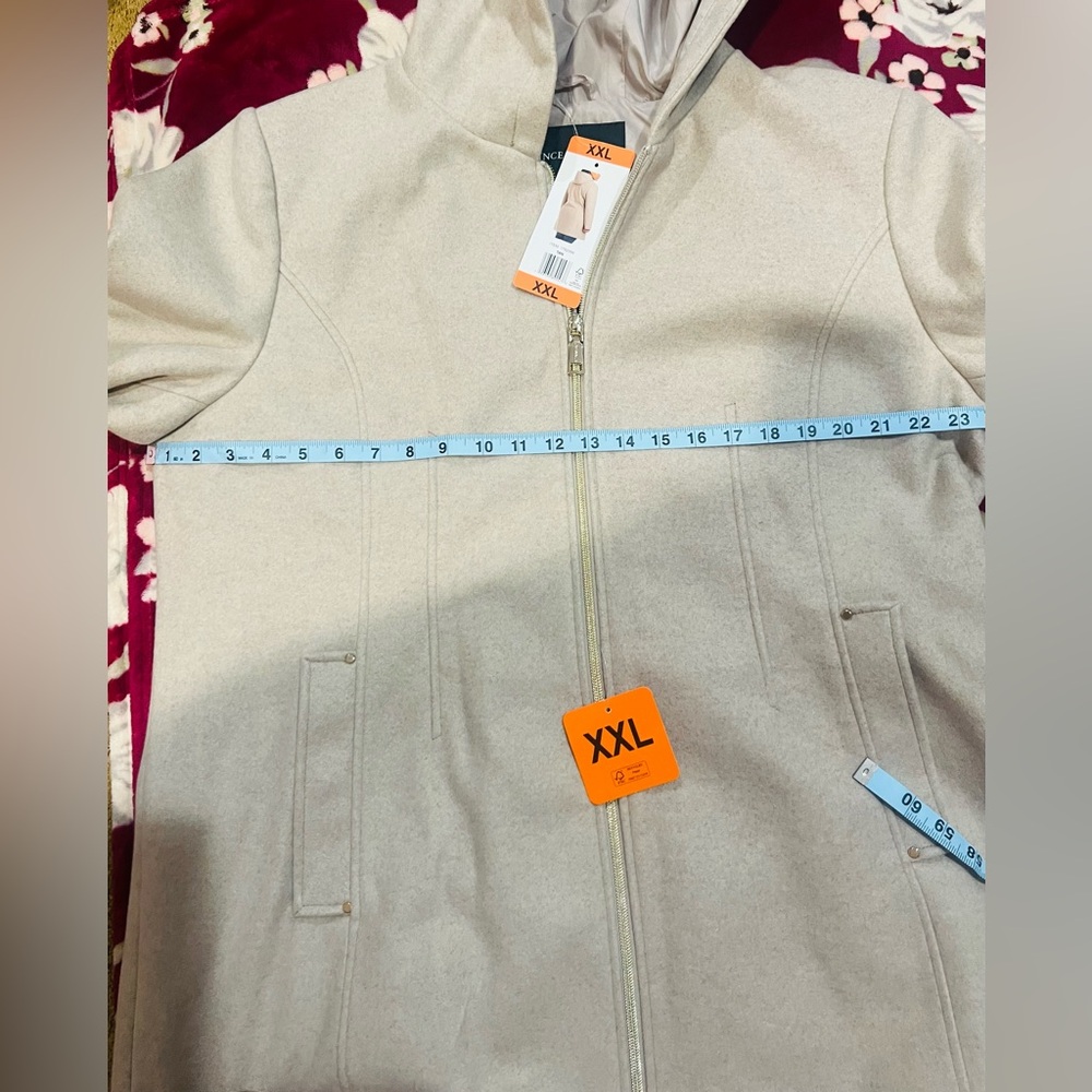 Vince Camuto Tan Trench Coat Modern Minimalist Design - Picture 14 of 15